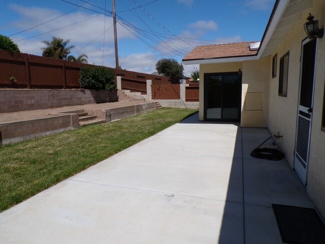 Building Photo - Nicely Upgraded Single Story Home in Vandenberg Village