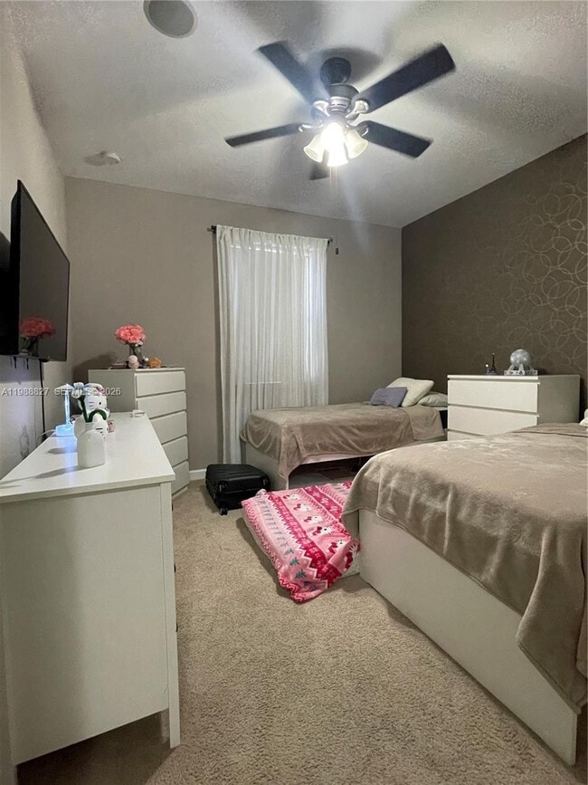 Building Photo - 16963 SW 92nd St