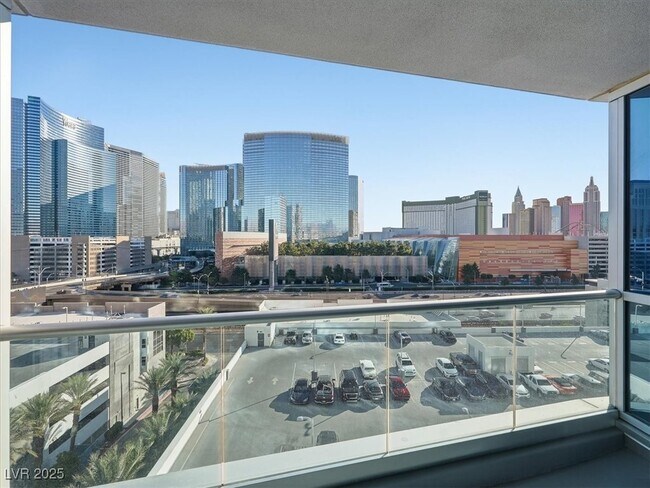 Building Photo - 4575 Dean Martin Dr