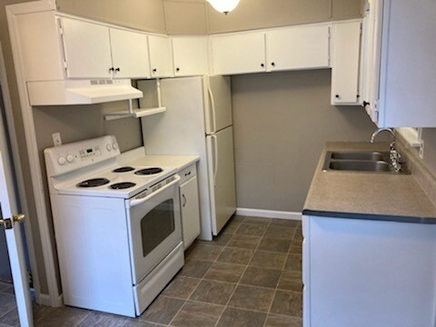 Building Photo - 226 N Delmar Ave