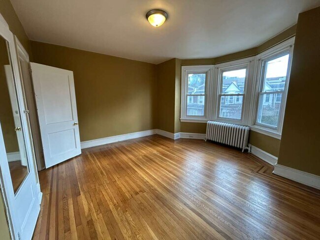 Building Photo - 4747 Sansom St