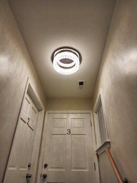 Common Area - 5911 S Indiana Ave