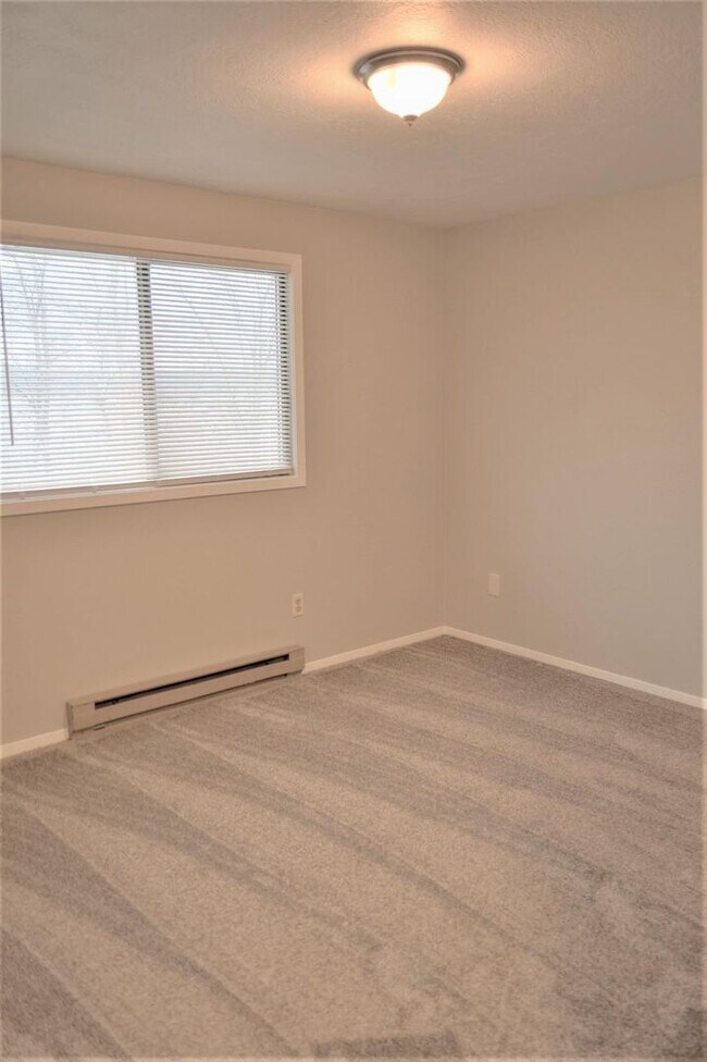 Building Photo - Nora Duplex*