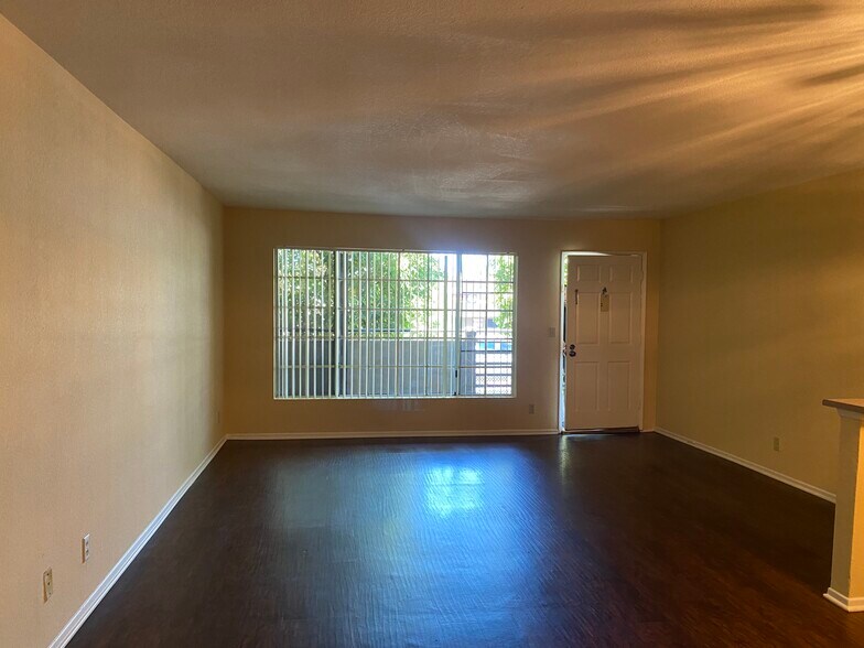 Building Photo - 7134 Amigo Ave