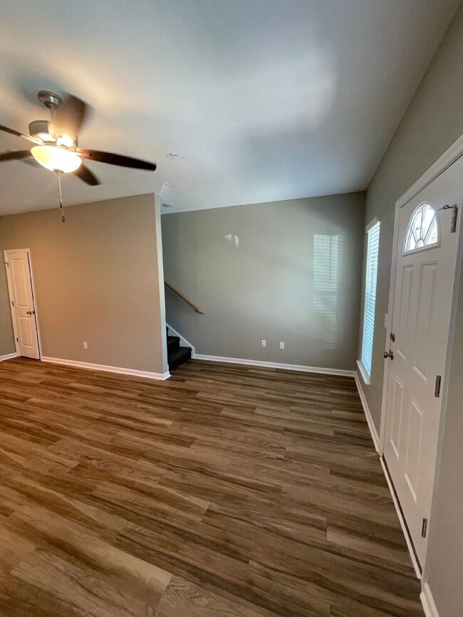 Building Photo - 2248 Del Carmel Way
