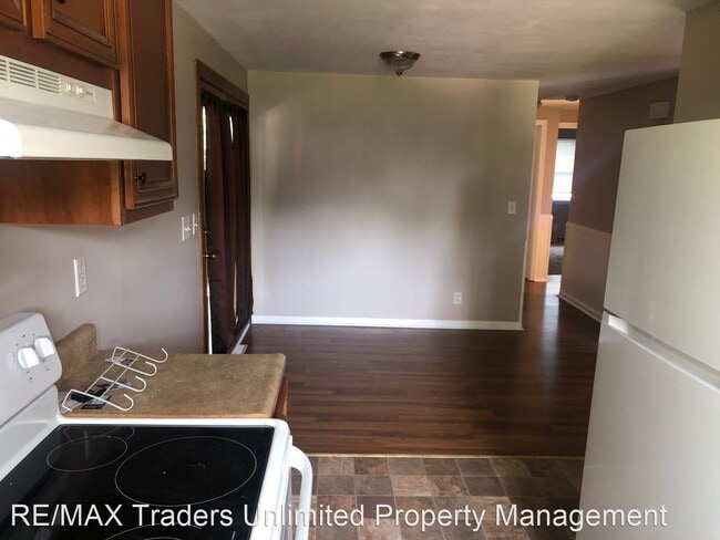 Building Photo - 4 br, 1 bath House - 1901 E Purdue St.