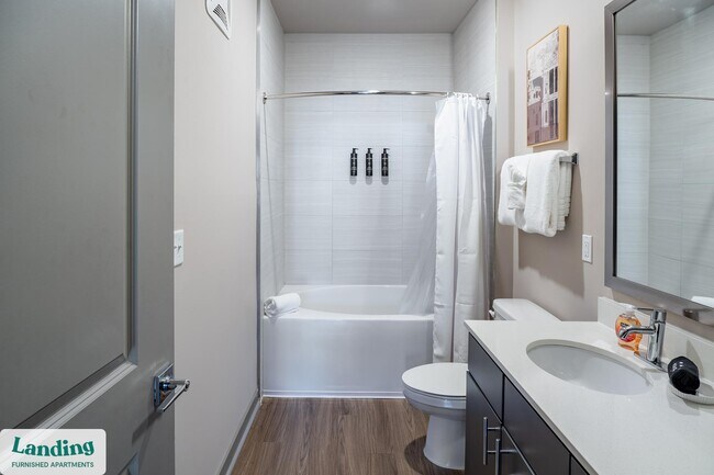 Building Photo - 1559 W 9 Mile Rd