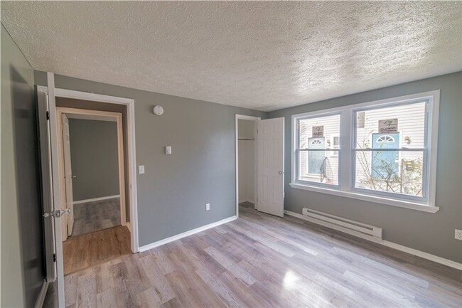 Building Photo - Single Family Ranch close to UofR & Strong Hospital