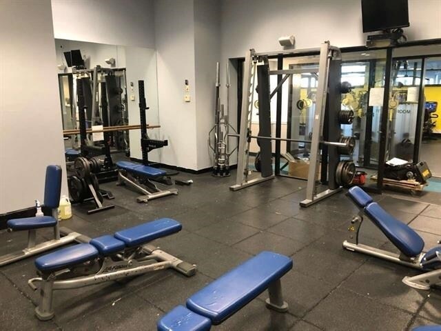 Building Photo - 7004 BLVD E