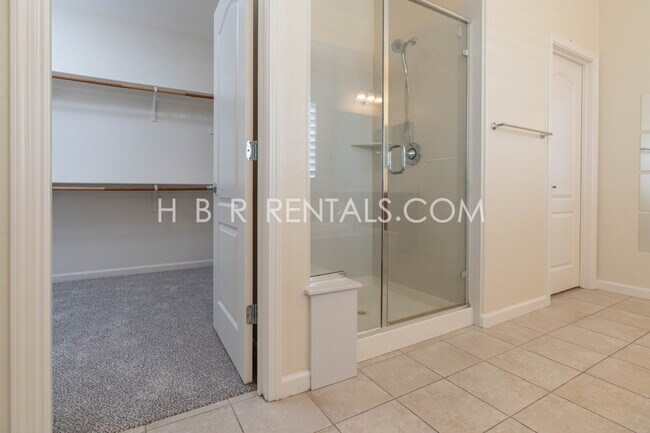 Building Photo - Questa Village - Mountain House- Spacious & Stylish 5-Bedroom Retreat in Mountain House – 3.5 Bat...