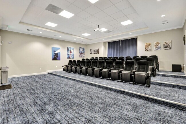 Building Photo - 1104 SE Crosswood Wy