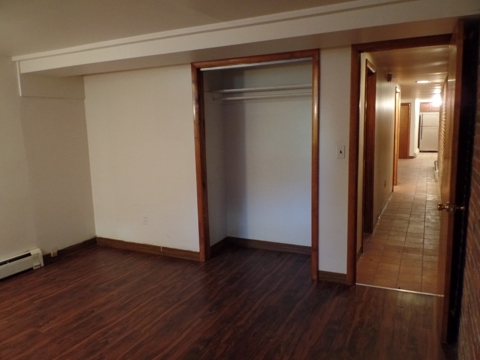 An additional spacious den with toilet - 1600 Bolton St