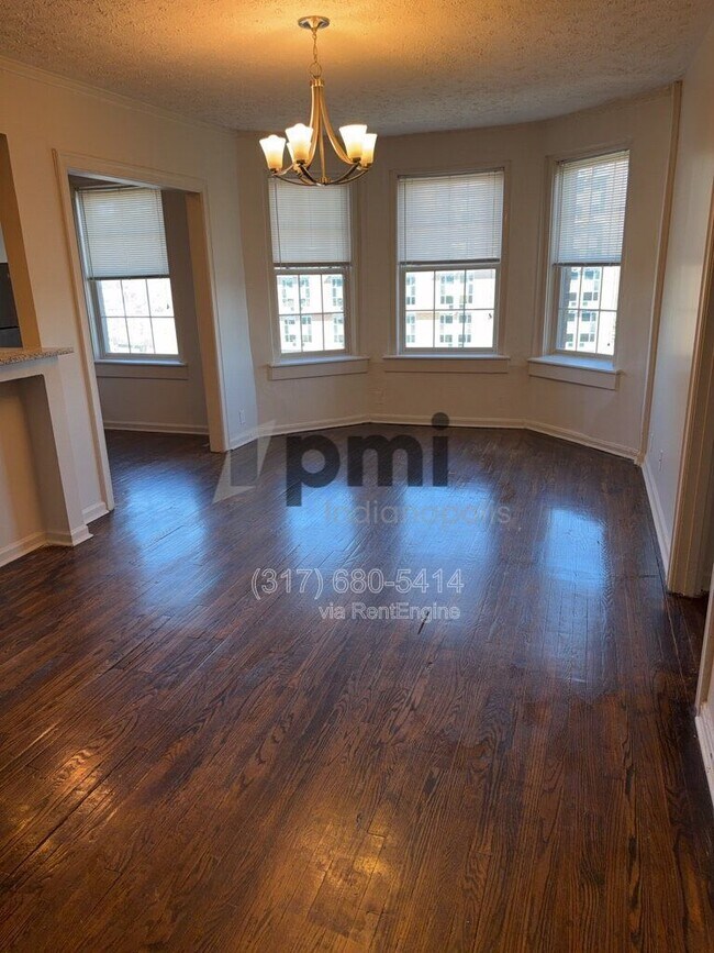 Building Photo - 1 W 28th St