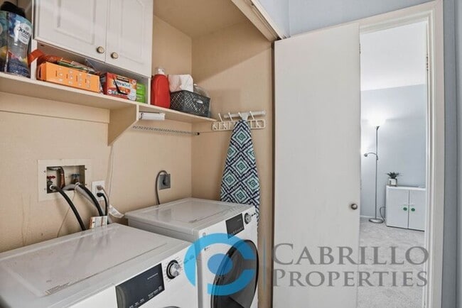 Building Photo - 11115 Affinity Ct
