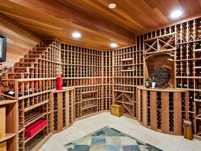 Building Photo - 7125 Polo Ridge Dr