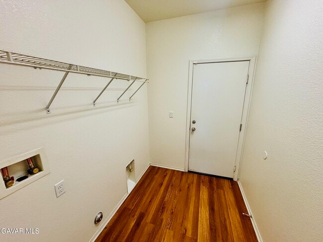 Building Photo - 5806 W Ave K-3