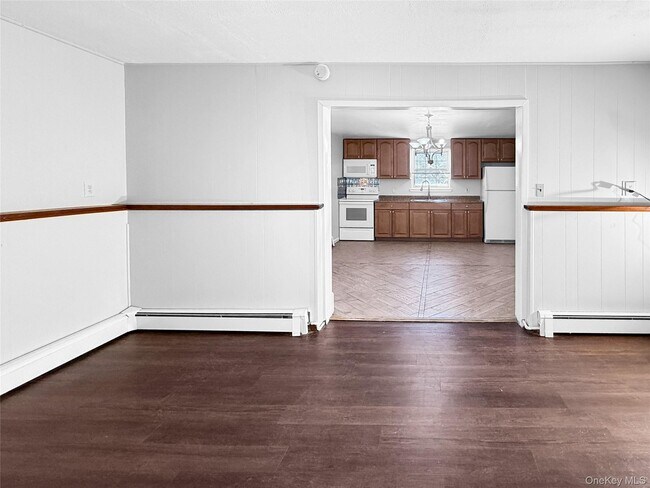 Building Photo - 83 Kent Rd