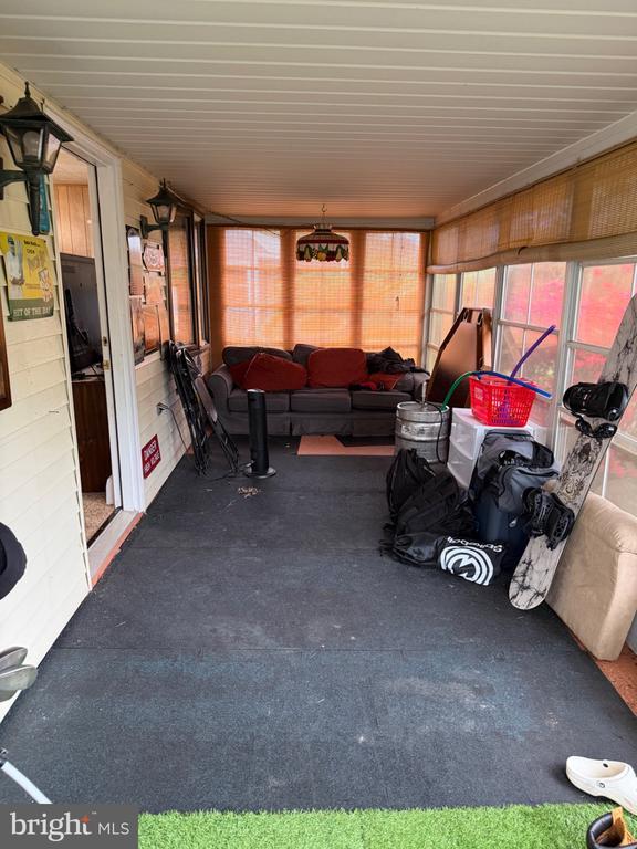 Building Photo - 1062 Terrace Blvd