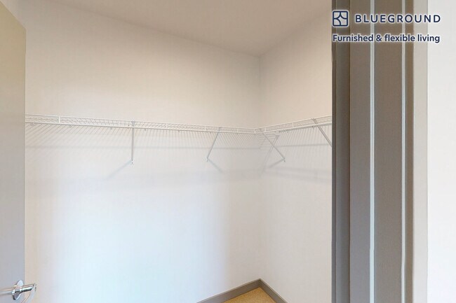 Building Photo - 109 S Division St