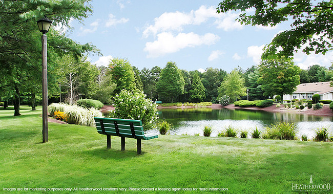 Building Photo - Crystal Pond