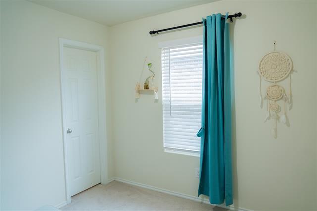 Building Photo - 415 Grenada Lk Dr