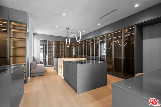 Building Photo - 5340 Whitman Rd