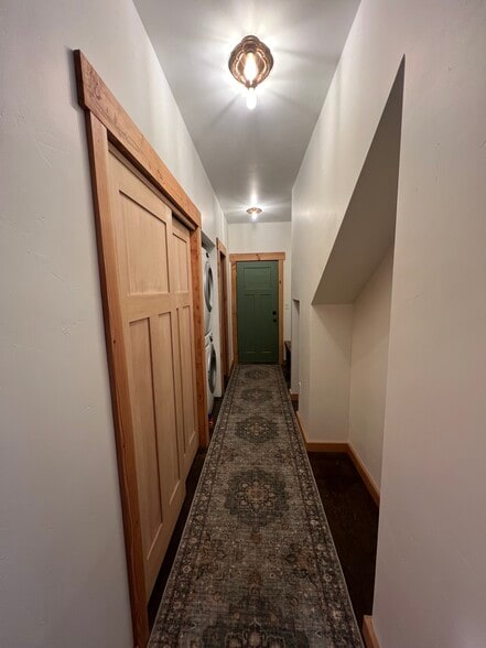Building Photo - 1286 Dream Dr