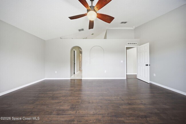 Building Photo - 1116 Myrtle Lake View Dr