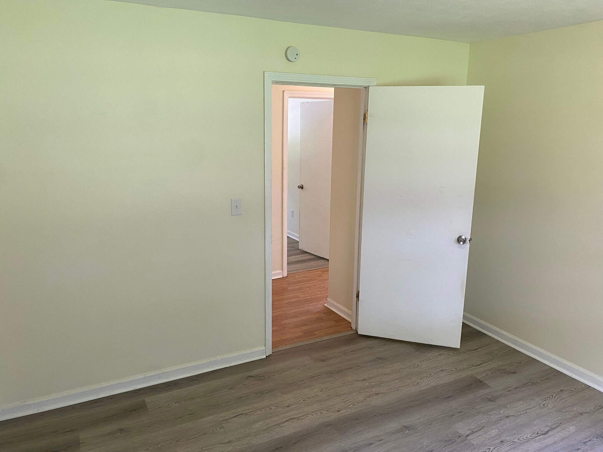 Building Photo - 231 Berea Forest Cir