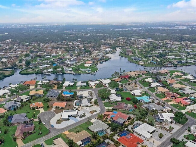 Building Photo - 10 Stone Mountain Blvd