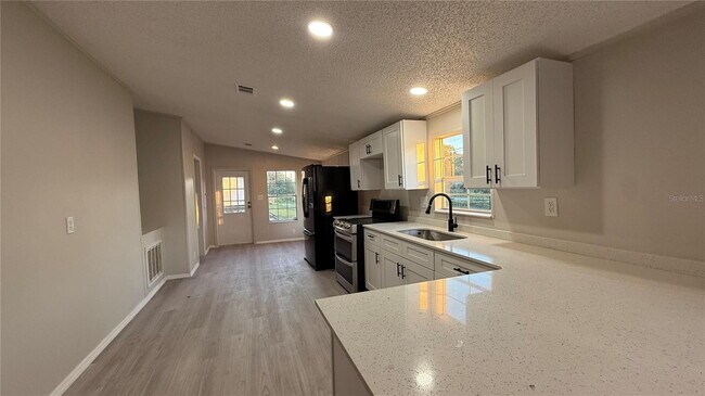 Building Photo - 4531 Deer Run Rd