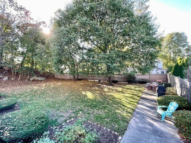 Building Photo - 308 Quarry St