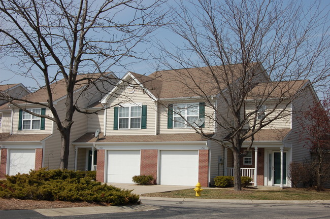 Primary Photo - Brookfield Townhomes