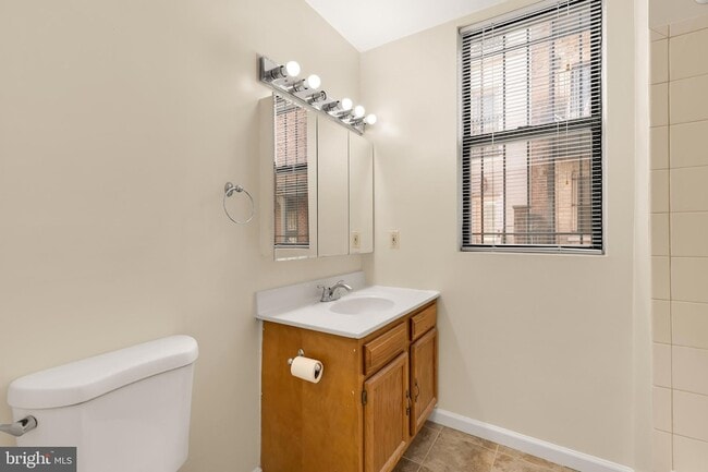 Building Photo - 1768 Florida Ave NW