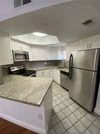 Building Photo - 8323 Lake Dr