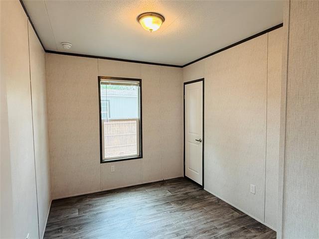 Building Photo - 3001 Elmwood Dr