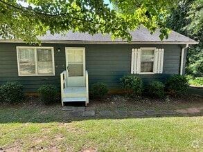 Building Photo - Southport, 2BR/1BA