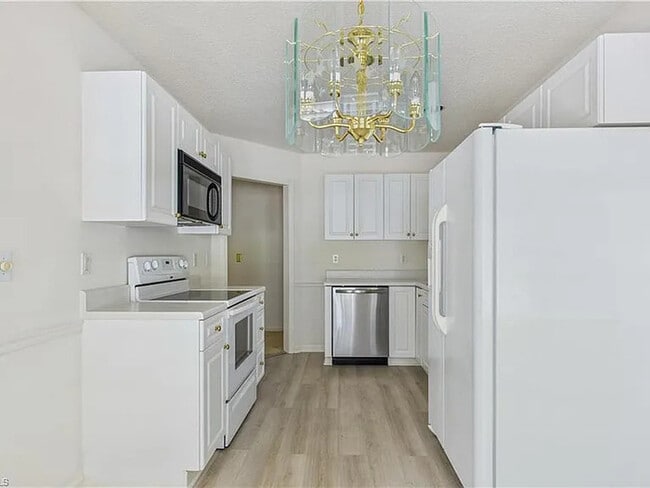 Building Photo - Build Equity While Leasing - Lease to Own