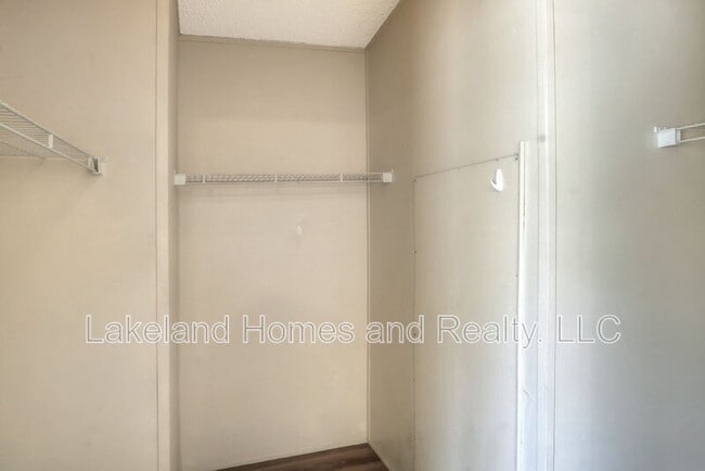 Building Photo - 3321 Peachtree Hill Rd