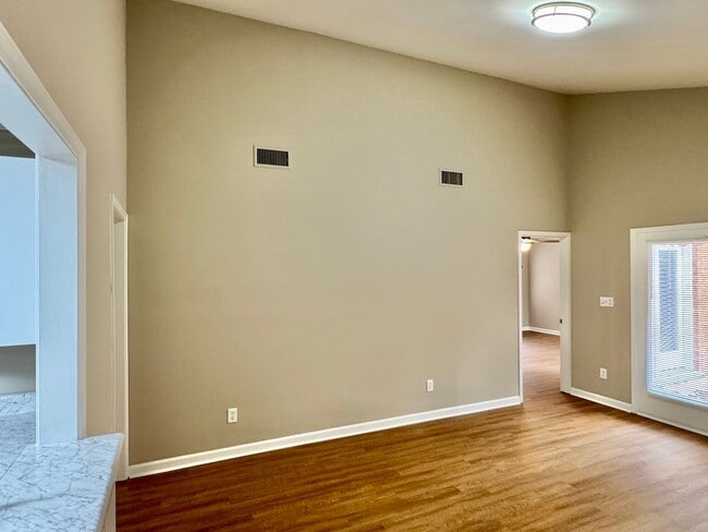 Building Photo - 3-Bedroom patio home with so much to love!