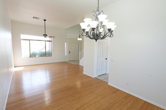 Building Photo - 16182 N 157th Dr