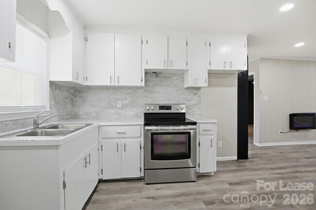 Building Photo - 107 Friedheim Rd