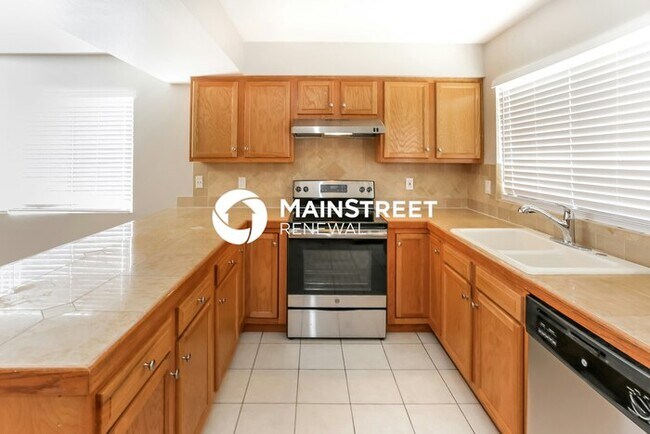 Building Photo - 3 Bedroom Pet-Friendly Home in Peoria, AZ with Main Street Renewal
