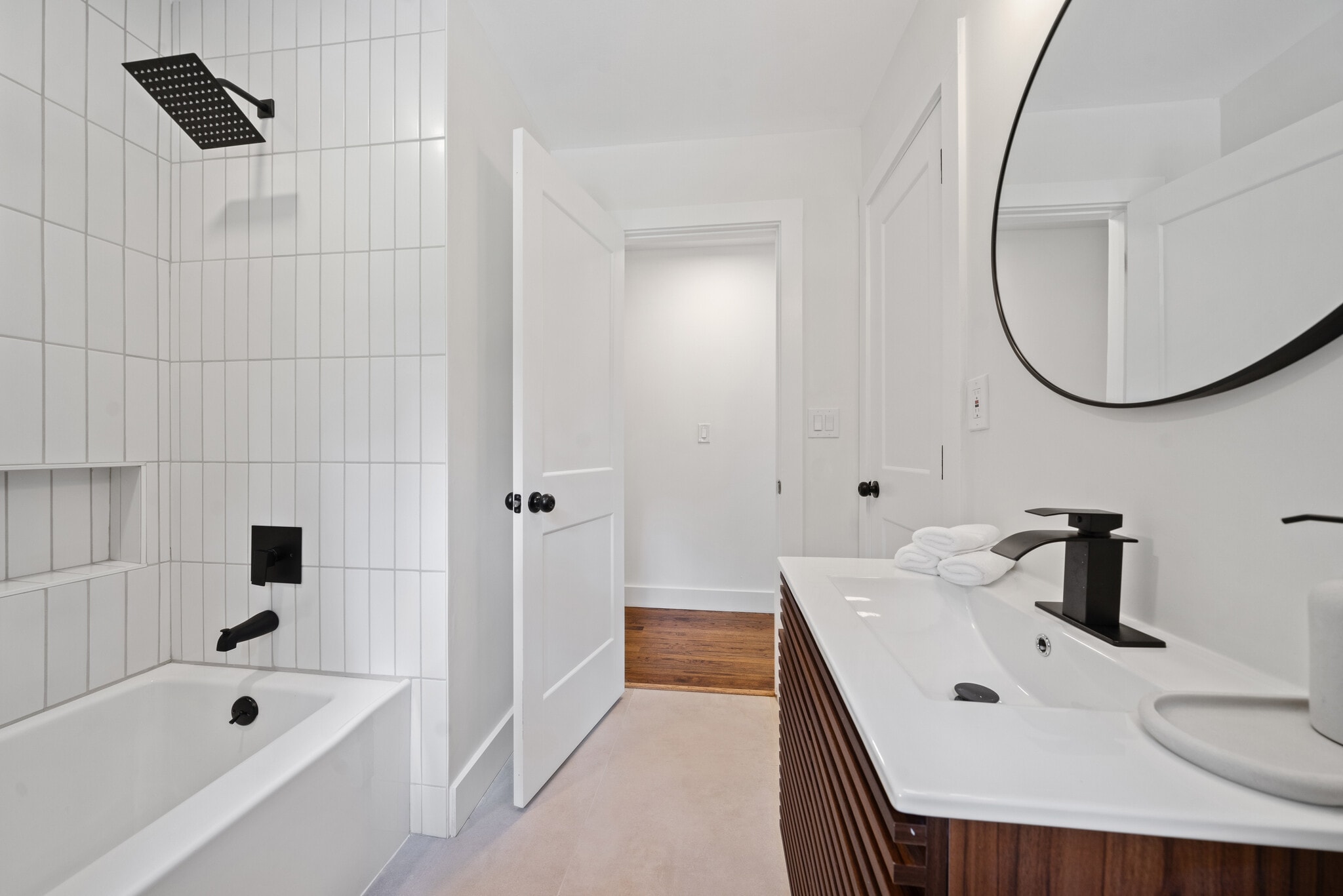 Building Photo - 3964 Gretna Green Dr