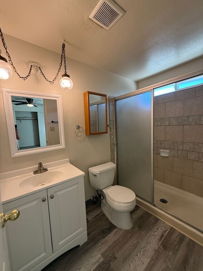 Building Photo - Adorable single story home in Sparks