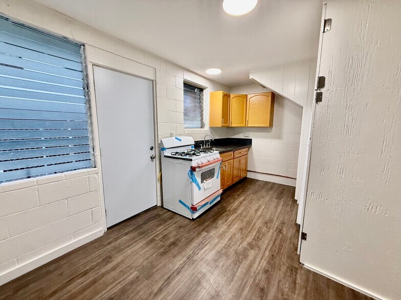 Building Photo - 94-238-238 Aniani Pl