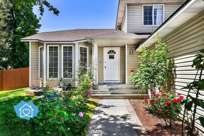 Building Photo - 5499 S Yarrow Pl