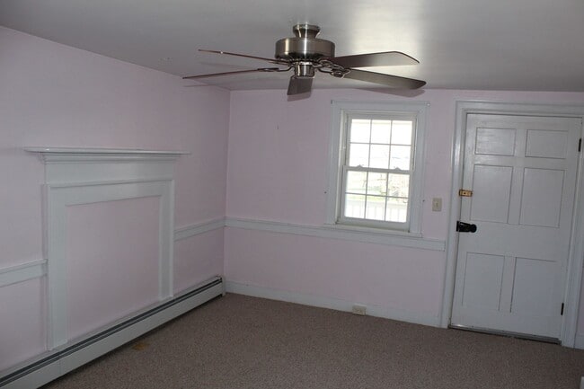 Building Photo - 10228 Clay Lick Rd