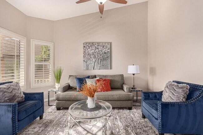 Building Photo - 3-bedroom plus bonus room with 3-car garag...