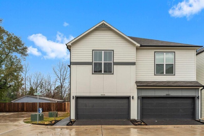 Building Photo - 5905 Haring Ln